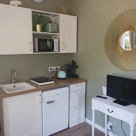 Konukevi Maison Independante Cosy Avec Terrasse Privee - La Laiterie 3*