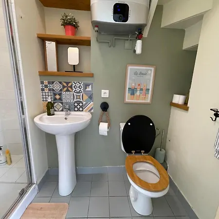 Maison Independante Cosy Avec Terrasse Privee - La Laiterie ゲストハウス