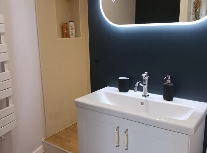 Maison d'hôtes Maison Indépendante Cosy Avec Terrasse Privée - La Laiterie