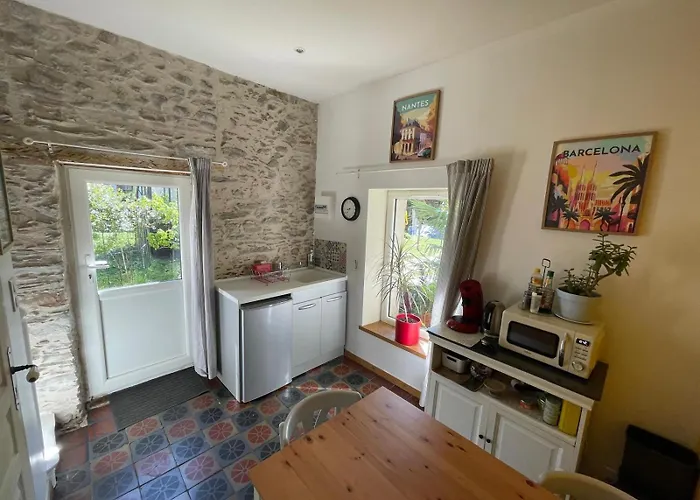 Maison d'hôtes Maison Indépendante Cosy Avec Terrasse Privée - La Laiterie Nantes