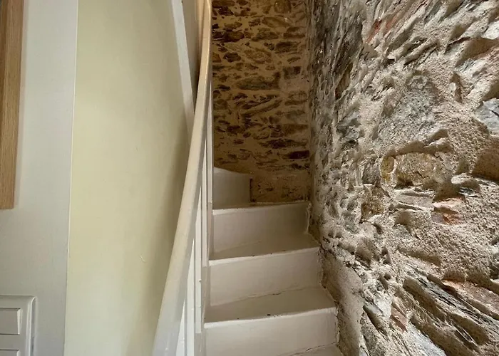 Maison Independante Cosy Avec Terrasse Privee - La Laiterie Gasthuis 3*